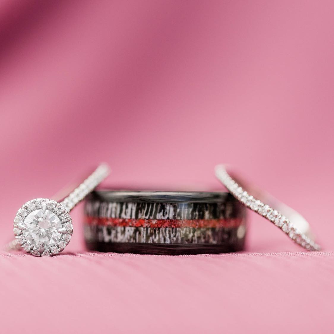 TheFireCarbonHunter - Wedding Edition - Men's Antler Wedding Rings