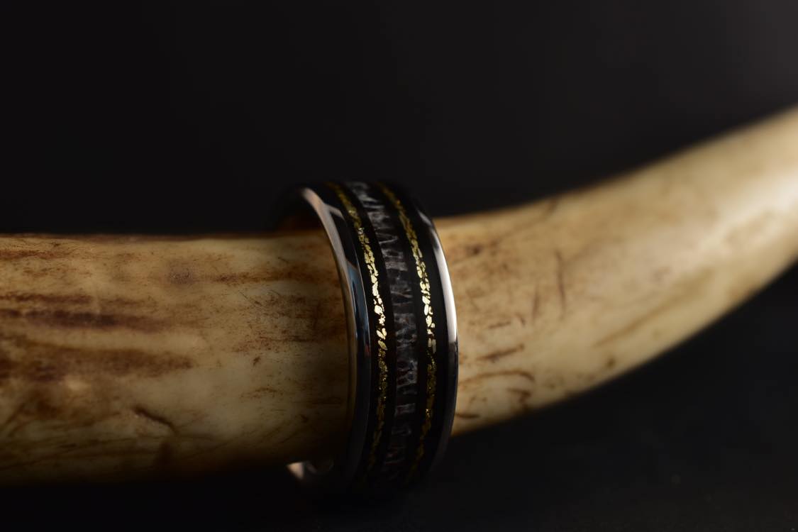 ThePro-StaffElite - Antler Display - Men's Antler Wedding Rings