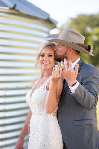 TheRidgelineProGoldEdition - Wedding Display - Men's Antler Wedding Rings