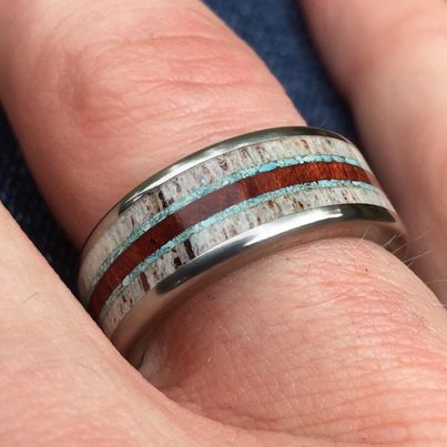 TheTexan - Ring Display - Men's Antler Wedding Rings