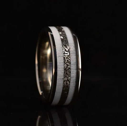 TheHighRoller_WhiteGold_LightAntlerEdition - Men's Antler Wedding Rings