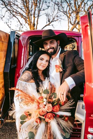 WhiskeyBent_GoldEdition - Wedding Display - Men's Wedding Rings