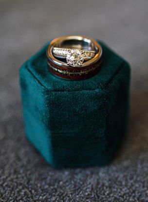 TheWestCoastOutdoorsman - Green Box Display - Men's Antler Wedding Rings