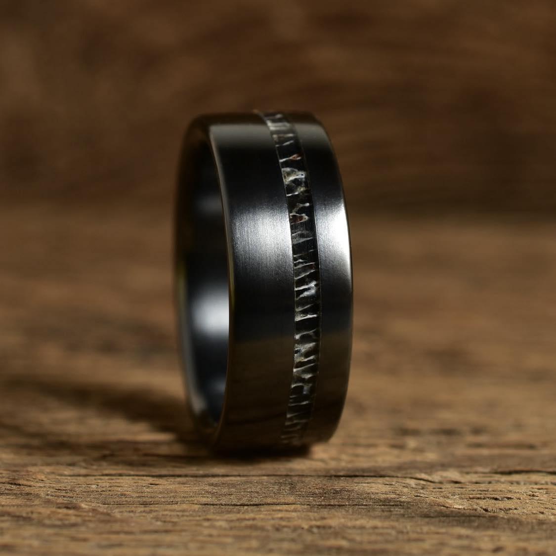 The Outfitter Elite - Men's Antler Wedding Rings