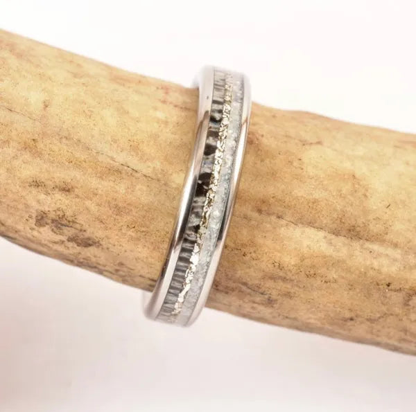 TheWashingtonGirl - Women's Antler Wedding Rings